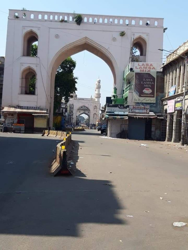 Під час карантину вулиці безлюдні