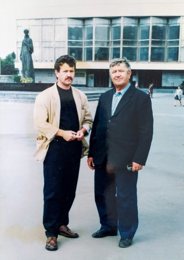Володимир Марчук разом з батьком, 1988 рік