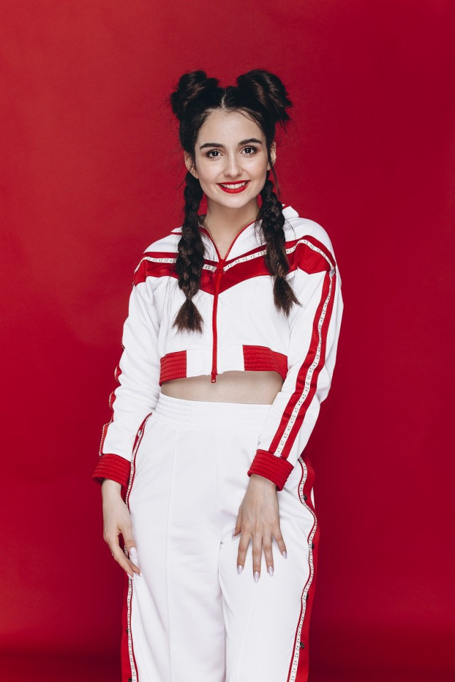 Анна Трінчер