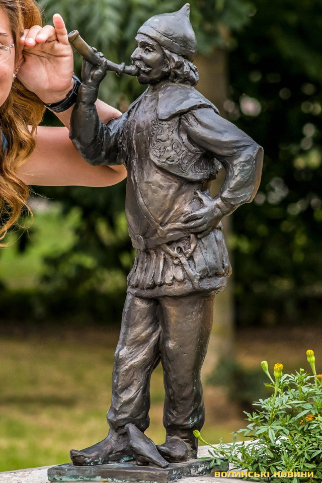 Стародавня мелодія від Братка.