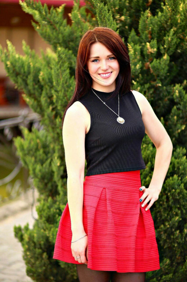 Аліна Середа